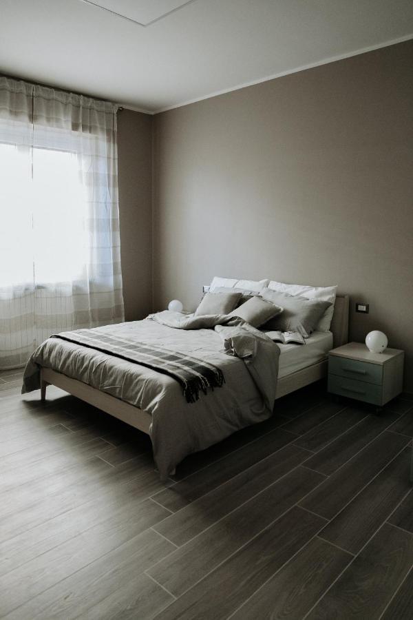 ヴォゲーラ Altrentatre Bed & Breakfast エクステリア 写真